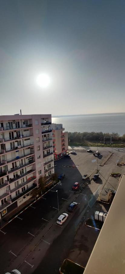 Nor Apartments Summerland Mamaia Ngoại thất bức ảnh